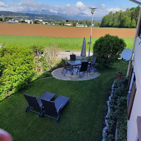 Ferienwohnung-hajek Apartment *